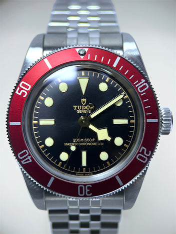 Tudor Black Bay Burgundy